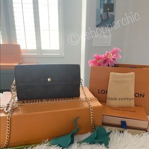 ❤️Rare Vintage LV International Crossbody Purse❤️